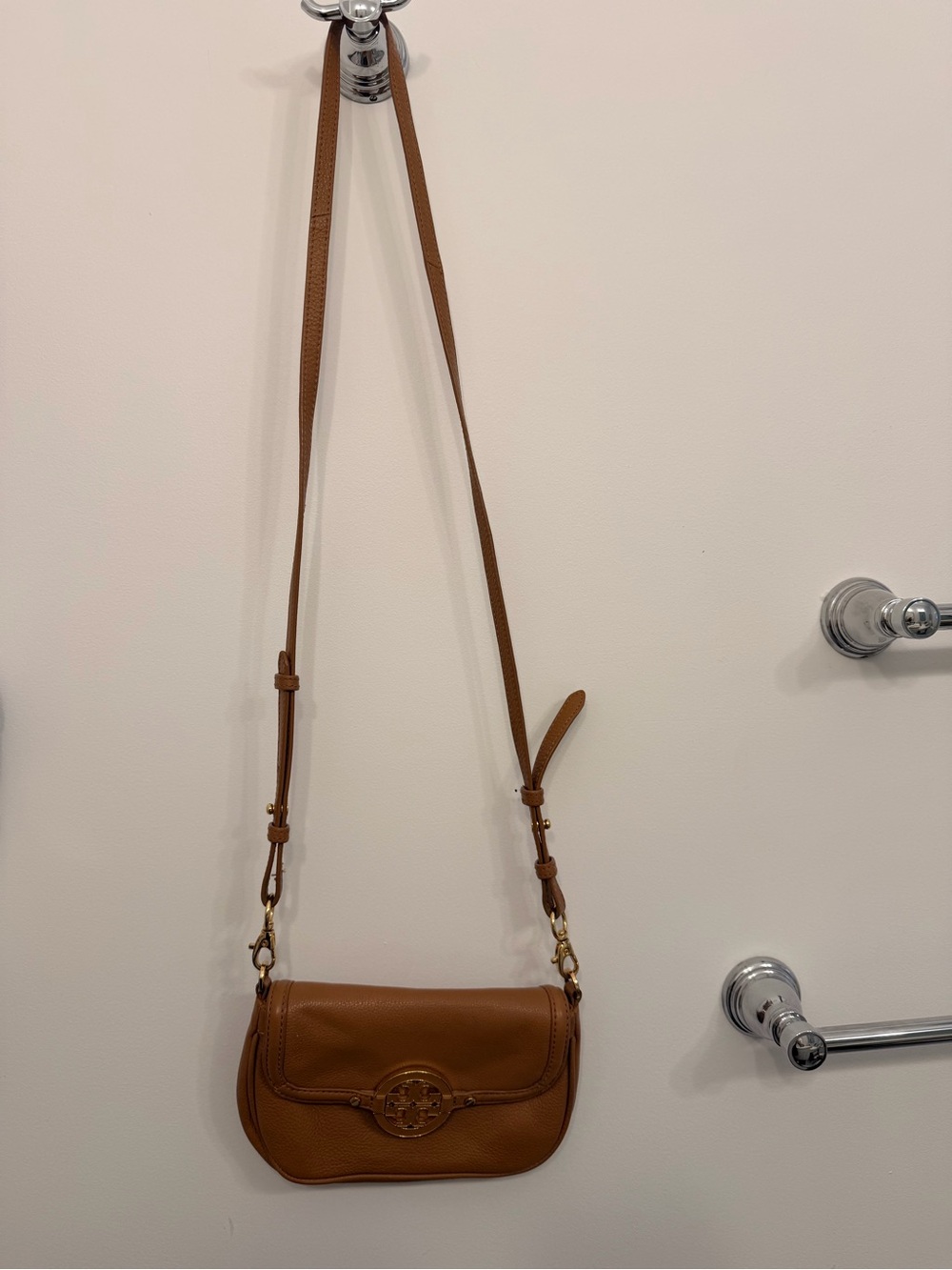 Tory Burch Tan Pebbled Leather Crossbody with Logo Medallion